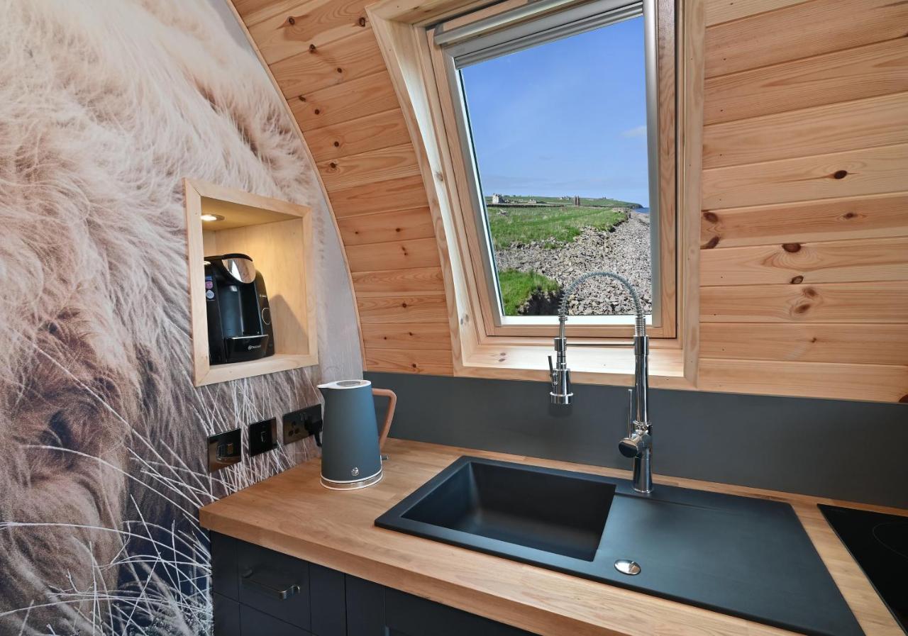 Pod 1, Sinclair Bay Lodges Keiss Exterior photo