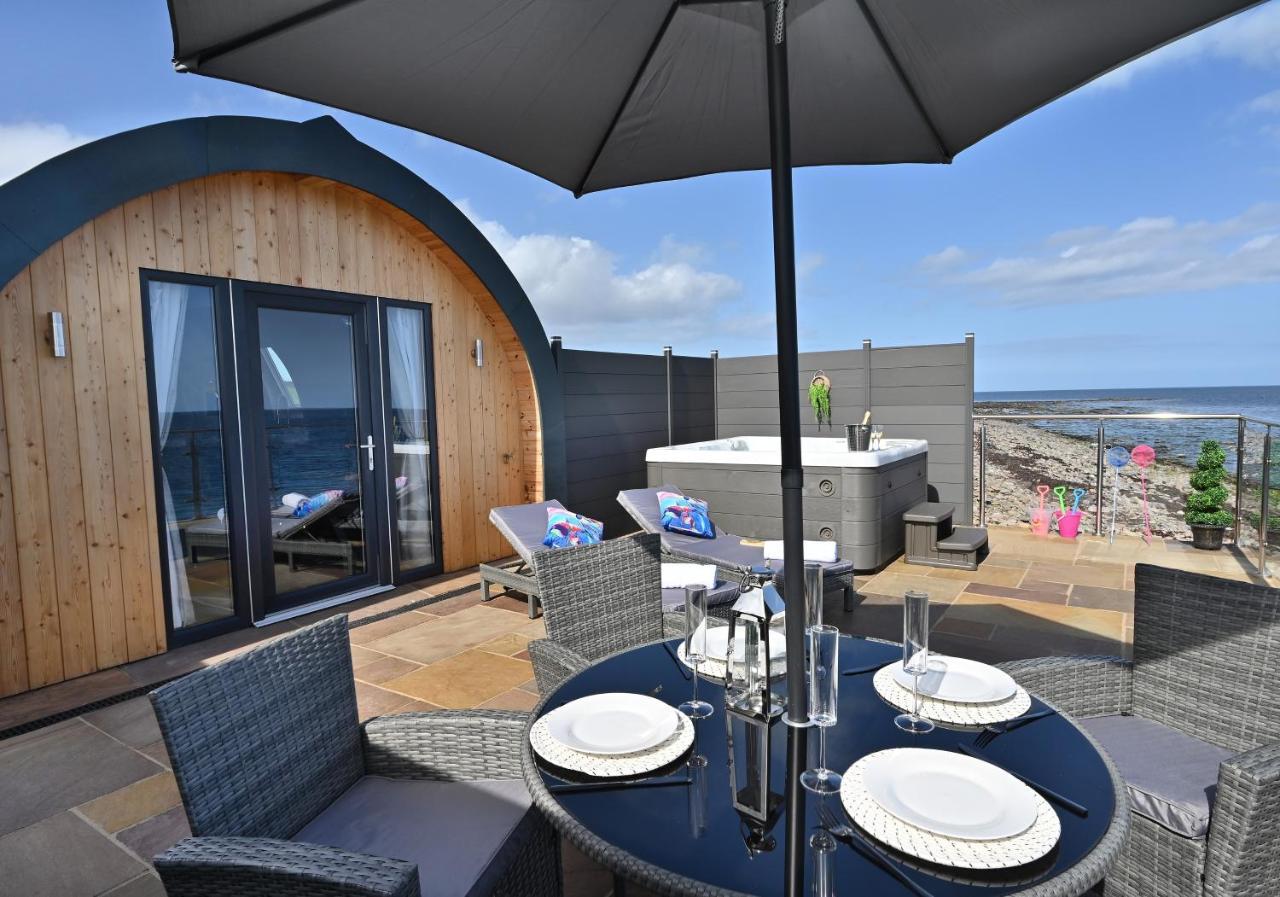 Pod 1, Sinclair Bay Lodges Keiss Exterior photo